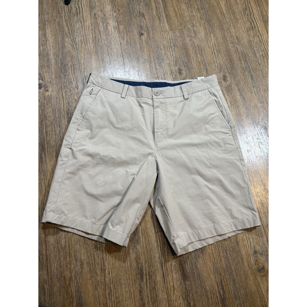 Vineyard Vines Shorts Mens 33x9 Beige OTG On The Go Chino Performance